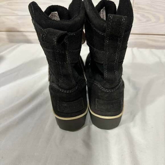 Sorel Women’s Snow Boots Size 9.5 - Picture 3 of 11